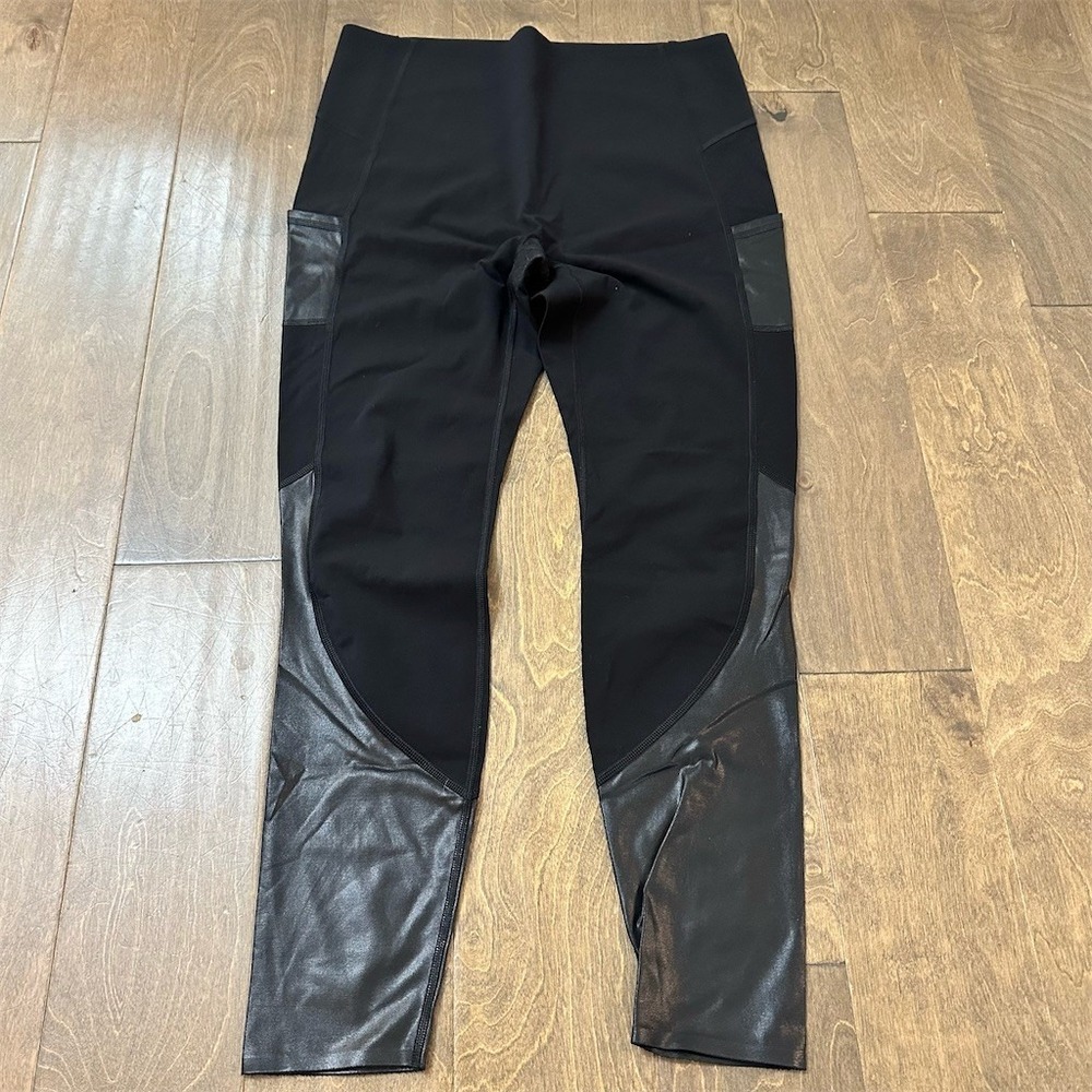 SPANX Every.Wear Gloss Pocket Leggings Womens L Black High Rise Moto